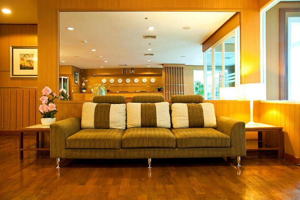 Laurel Suite Μπανγκόκ Εξωτερικό φωτογραφία